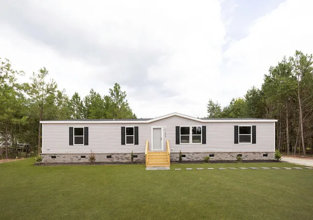 Manufactured home for sale at 1006 Universal Cir, Saint Stephen, SC 29479 | MLS# 26025493