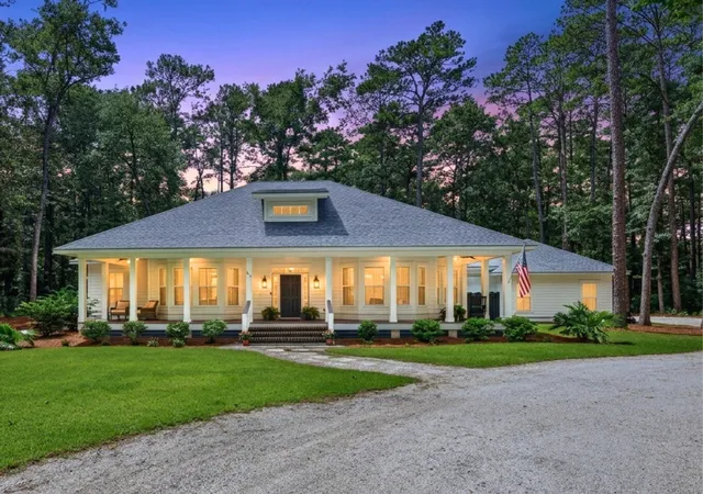 Photo 1 of Single family home for sale at 17 Blake Ln, Seabrook, SC 29940 | MLS# 26025167 | Listing updated on 2026-09-05