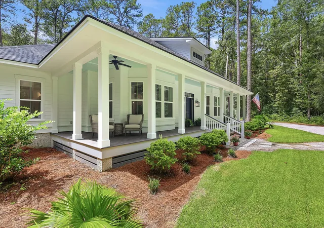 Photo 4 of Single family home for sale at 17 Blake Ln, Seabrook, SC 29940 | MLS# 26025167 | Listing updated on 2026-09-05