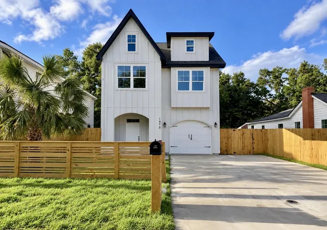 Photo 1 of Single family home for sale at 1918 Clifton St, Charleston, SC 29406 | MLS# 26025639 | Listing updated on 2026-09-15