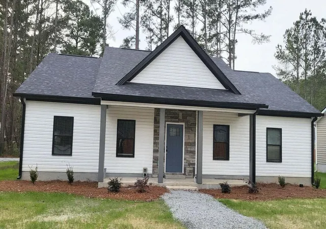 Photo 1 of Single family home for sale at 33 Clara Ct, Walterboro, SC 29488 | MLS# 26025074 | Listing updated on 2026-09-04