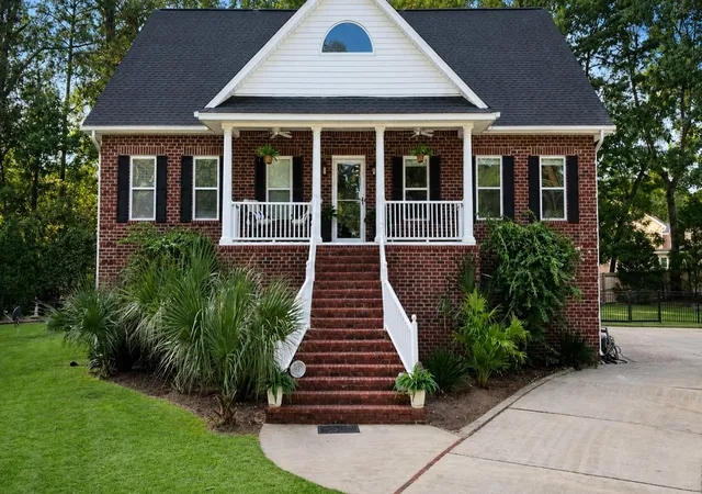 Photo 2 of Single family home for sale at 5537 Lachapelle Bnd, North Charleston, SC 29418 | MLS# 26024985 | Listing updated on 2026-09-15