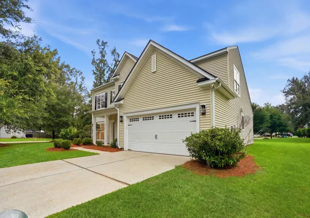 Photo 2 of Single family home for sale at 8446 Middle River Way, North Charleston, SC 29420 | MLS# 26024808 | Listing updated on 2026-09-02