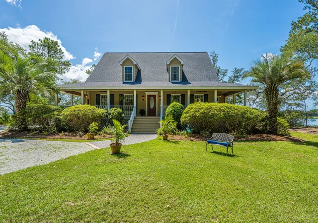 Single family home for sale at 8727 Middleton Point Ln, Edisto Island, SC 29438 | MLS# 26026134