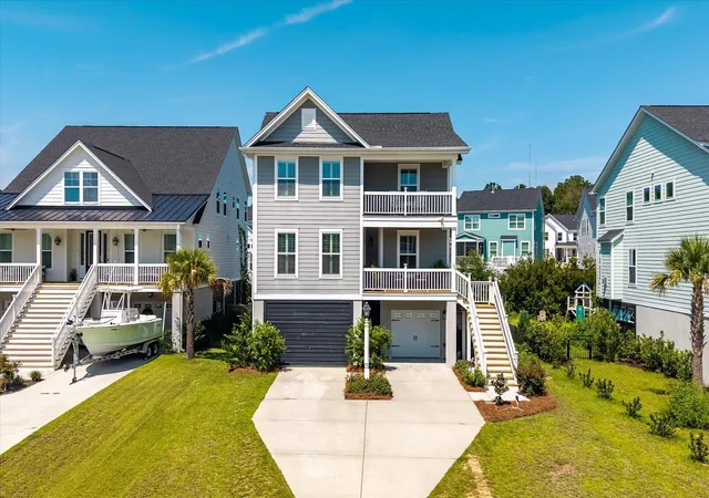 Photo 1 of Single family home for sale at 157 Tidewater Way, Charleston, SC 29492 | MLS# 26024979 | Listing updated on 2026-09-04