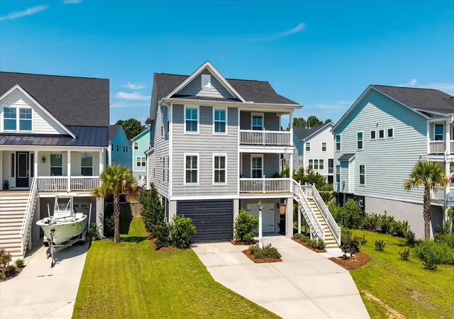 Photo 3 of Single family home for sale at 157 Tidewater Way, Charleston, SC 29492 | MLS# 26024979 | Listing updated on 2026-09-04