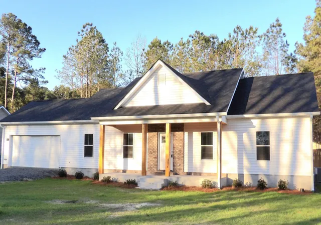 Photo 3 of Single family home for sale at 81 Clara Ct, Walterboro, SC 29488 | MLS# 26025080 | Listing updated on 2026-09-04