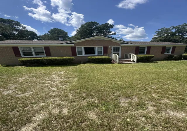Photo 1 of Single family home for sale at 1113 Bens St, Mullins, SC 29574 | MLS# 26025483 | Listing updated on 2026-09-10