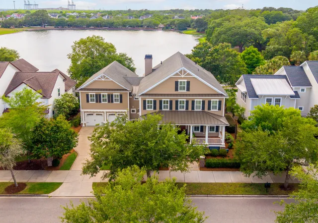 Photo 1 of Single family home for sale at 1730 Pierce St, Daniel Island, SC 29492 | MLS# 26025452 | Listing updated on 2026-09-18