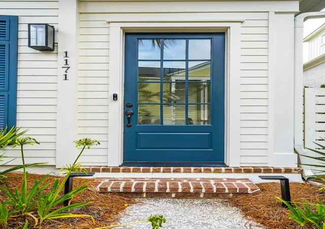 Photo 3 of Single family home for sale at 1171 Welcome Dr, Mount Pleasant, SC 29464 | MLS# 26024686 | Listing updated on 2026-10-02