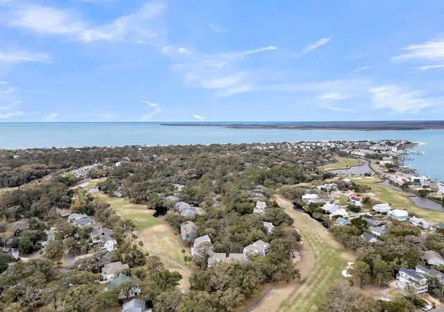 Photo 2 of Townhouse for sale at 263 Sea Cloud Cir, Edisto Island, SC 29438 | MLS# 26027943 | Listing updated on 2026-10-09