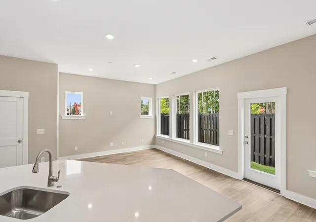 Photo 4 of Sale Pending at 147 Newtown Crk Dr, Charleston, SC 29412 | MLS# 26026360 | Listing updated on 2026-09-21