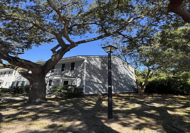 Photo 1 of Sale Pending at 152 Heritage Cir #H-9, Mount Pleasant, SC 29464 | MLS# 26026832 | Listing updated on 2026-10-23