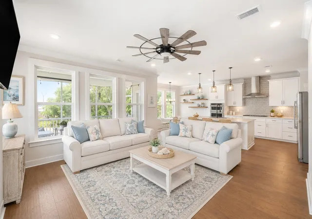 Photo 4 of Single family home for sale at 523 Spring Holw Dr, Charleston, SC 29492 | MLS# 26024991 | Listing updated on 2026-09-04
