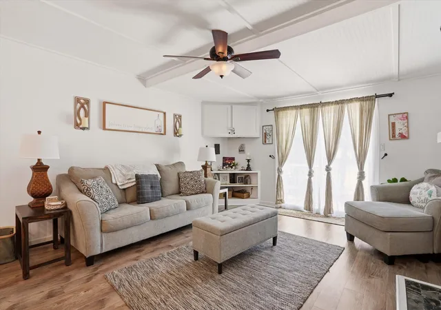 Photo 4 of Townhouse for sale at 260 Driftwood Ln, Edisto Island, SC 29438 | MLS# 26027607 | Listing updated on 2026-10-05