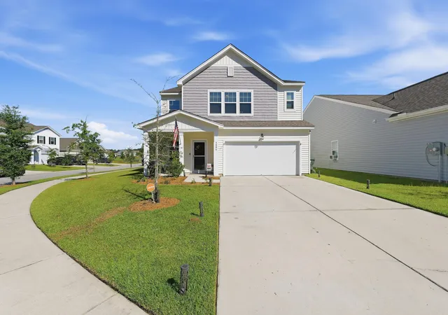 Photo 1 of Single family home for sale at 5006 Larken Ct, Summerville, SC 29485 | MLS# 26027297 | Listing updated on 2026-10-02