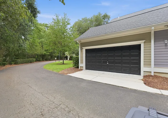 Photo 3 of Townhouse for sale at 1777 Tennyson Row, Mount Pleasant, SC 29466 | MLS# 26026755 | Listing updated on 2026-09-30