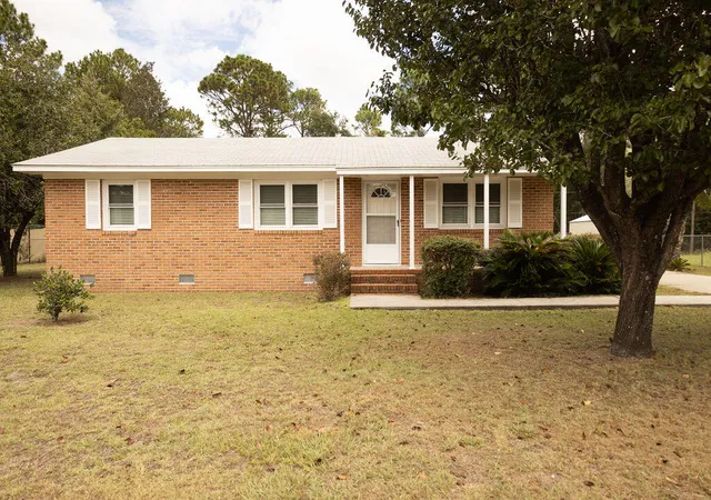 Photo 1 of Single family home for sale at 227 Carolina Cir, Walterboro, SC 29488 | MLS# 26025568 | Listing updated on 2026-10-16