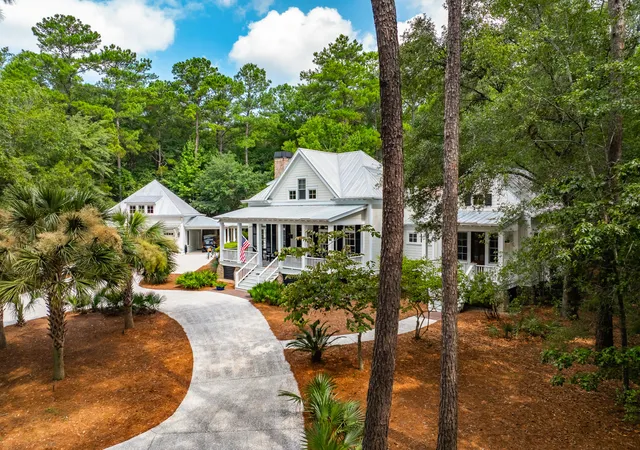 Photo 2 of Single family home for sale at 204 Royal Assembly Dr, Charleston, SC 29492 | MLS# 26025276 | Listing updated on 2026-09-17