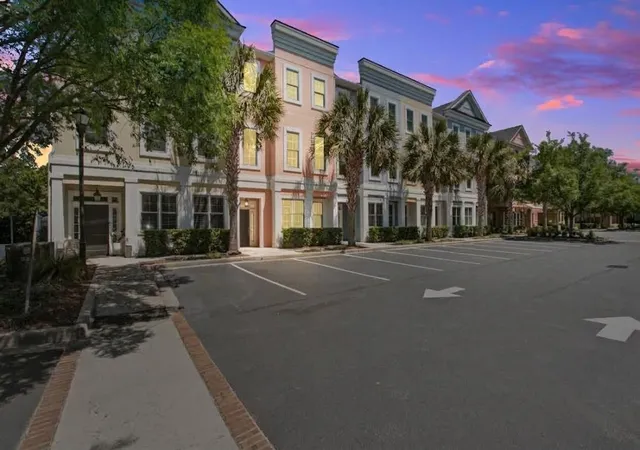 Photo 3 of Townhouse for sale at 656 Coleman Blvd #402, Mount Pleasant, SC 29464 | MLS# 26025617 | Listing updated on 2026-09-13
