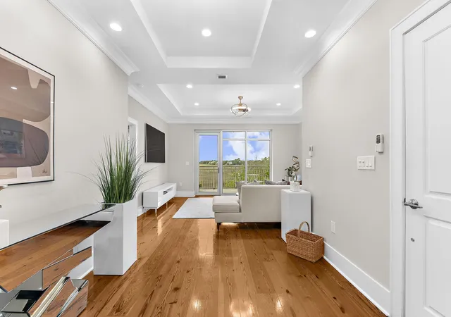 Photo 3 of Townhouse for sale at 155 Wingo Way #425, Mount Pleasant, SC 29464 | MLS# 26025769 | Listing updated on 2026-10-19