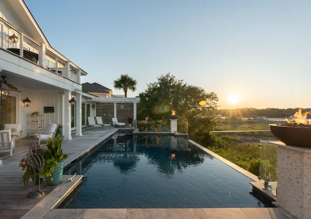 Photo 4 of Single family home for sale at 15 Waterway Is Dr, Isle Of Palms, SC 29451 | MLS# 26025069 | Listing updated on 2026-09-18