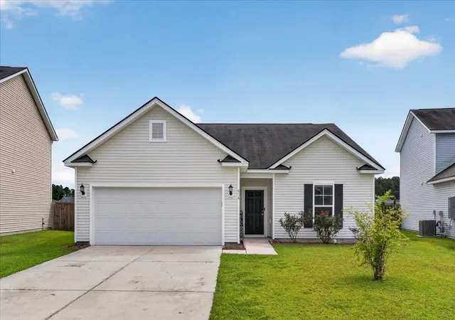 Photo 2 of Single family home for sale at 454 Sanctuary Park Dr, Summerville, SC 29486 | MLS# 26025758 | Listing updated on 2026-09-30