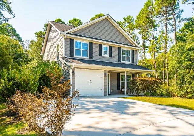 Photo 1 of Single family home for sale at 3367 Dunwick Dr, Johns Island, SC 29455 | MLS# 26025011 | Listing updated on 2026-09-10