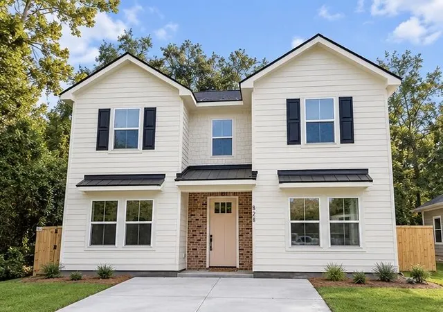 Photo 1 of Single family home for sale at 828 5th Avenue, Charleston, SC 29407 | MLS# 26026576 | Listing updated on 2026-10-22