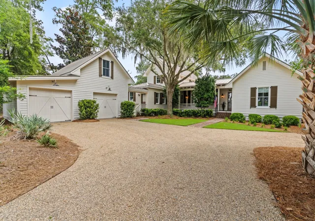 Single family home for sale at 28 Sheffield Ave, Beaufort, SC 29907 | MLS# 26024721