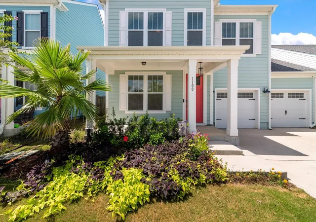 Photo 2 of Single family home for sale at 1100 Magnolia Warbler Way, Ravenel, SC 29470 | MLS# 26025016 | Listing updated on 2026-09-17