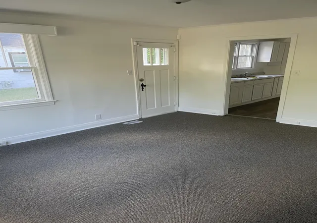 Photo 3 of Sale Pending at 2159 Magnolia St, Orangeburg, SC 29115 | MLS# 26025063 | Listing updated on 2026-09-17