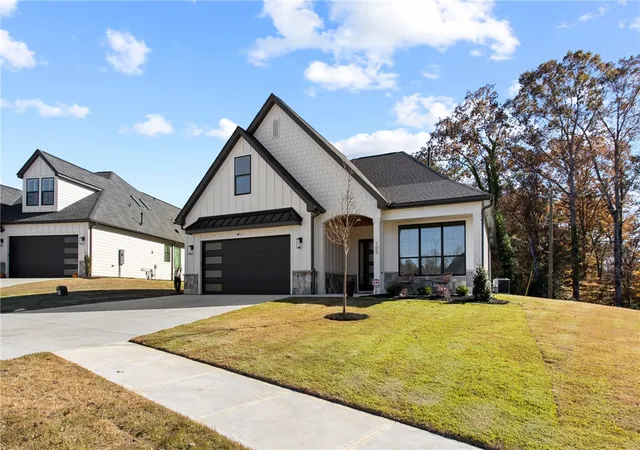 Photo 2 of Single family home for sale at 105 Pine Hill Way, Clemson, SC 29631 | MLS# 20289519 | Listing updated on 2026-09-04