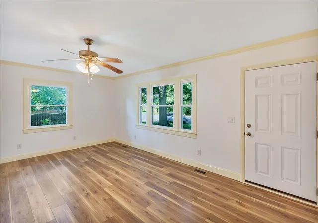 Photo 3 of Single family home for sale at 101 Mimosa Ct, Anderson, SC 29625 | MLS# 20295547 | Listing updated on 2026-09-02