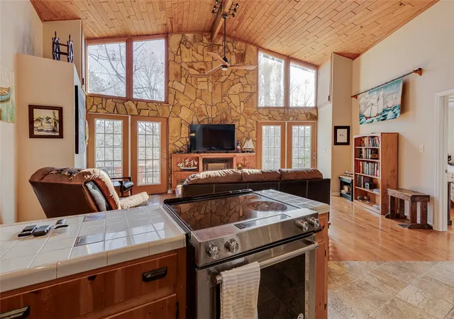 Photo 4 of Single family home for sale at 203 Snead Ln, Westminster, SC 29693 | MLS# 20296401 | Listing updated on 2026-10-10
