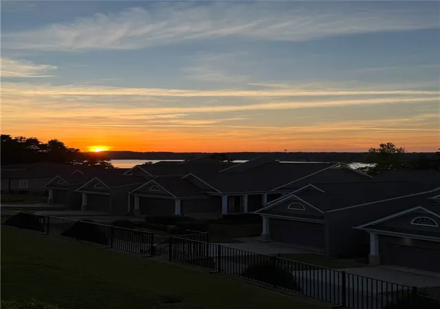 Photo 4 of Townhouse for sale at 122 Regatta Dr, Anderson, SC 29625 | MLS# 20296226 | Listing updated on 2026-09-11