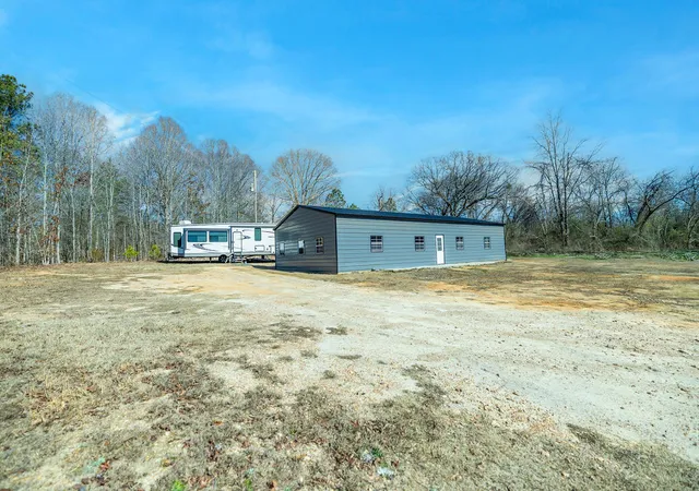Photo 1 of House for sale at 900 Asaville School Rd, Anderson, SC 29621 | MLS# 20297293 | Listing updated on 2026-09-17
