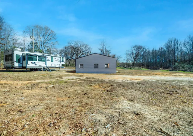Photo 2 of House for sale at 900 Asaville School Rd, Anderson, SC 29621 | MLS# 20297293 | Listing updated on 2026-09-17