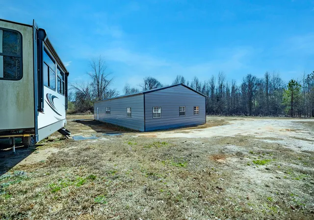 Photo 3 of House for sale at 900 Asaville School Rd, Anderson, SC 29621 | MLS# 20297293 | Listing updated on 2026-09-17