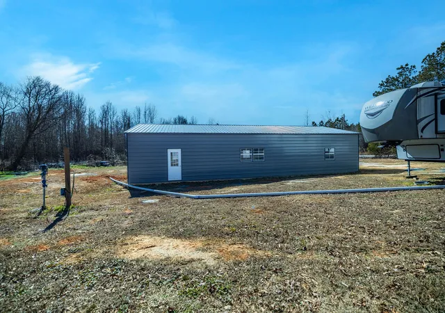 Photo 4 of House for sale at 900 Asaville School Rd, Anderson, SC 29621 | MLS# 20297293 | Listing updated on 2026-09-17