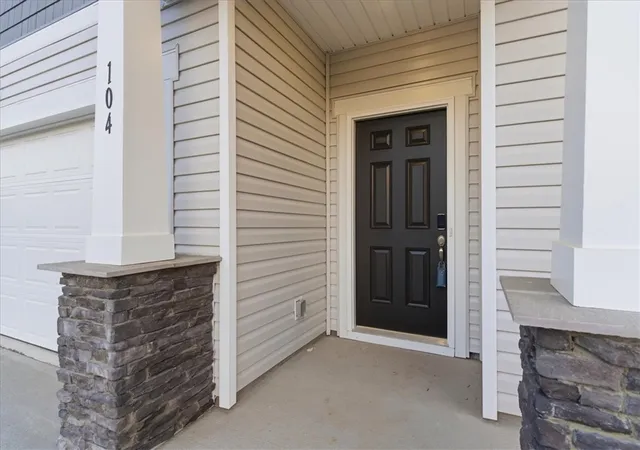 Photo 3 of Sale Pending at 104 Blooming Meadow Rd, Piedmont, SC 29673 | MLS# 20297510 | Listing updated on 2026-09-09