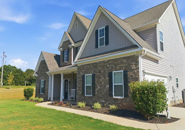Photo 3 of Single family home for sale at 511 Cromer Rd, Townville, SC 29689 | MLS# 20297786 | Listing updated on 2026-09-13