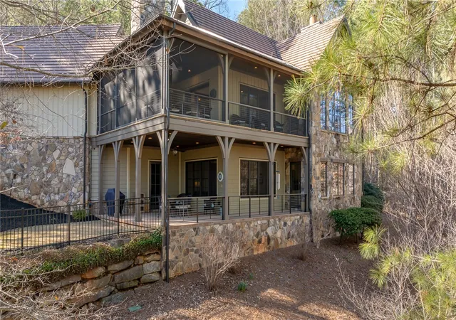 Photo 3 of Single family home for sale at 215 Long Ridge Rd, Sunset, SC 29685 | MLS# 20297977 | Listing updated on 2026-10-27