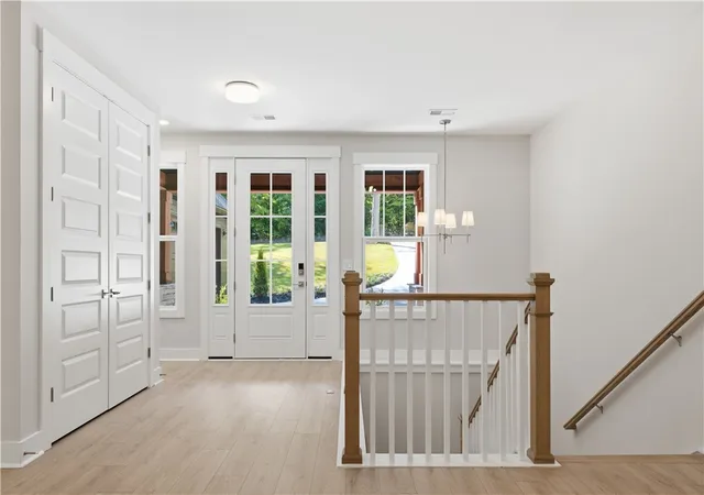 Photo 4 of Single family home for sale at 106 Polo Ct, Ninety Six, SC 29666 | MLS# 20298147 | Listing updated on 2026-09-04