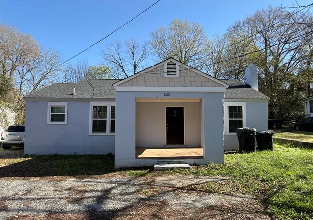 Photo 1 of Single family home for sale at 620 E Orr St, Anderson, SC 29621 | MLS# 20298220 | Listing updated on 2026-10-01