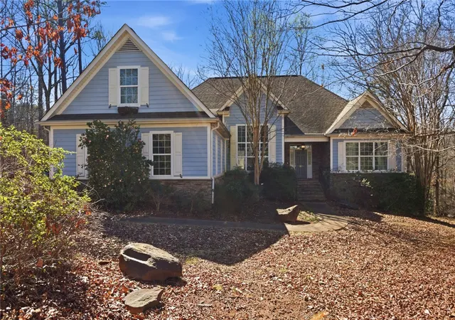 Photo 1 of Single family home for sale at 103 Oak Crst Cir, Seneca, SC 29672 | MLS# 20298410 | Listing updated on 2026-09-09