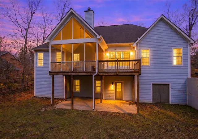 Photo 3 of Single family home for sale at 103 Oak Crst Cir, Seneca, SC 29672 | MLS# 20298410 | Listing updated on 2026-09-09