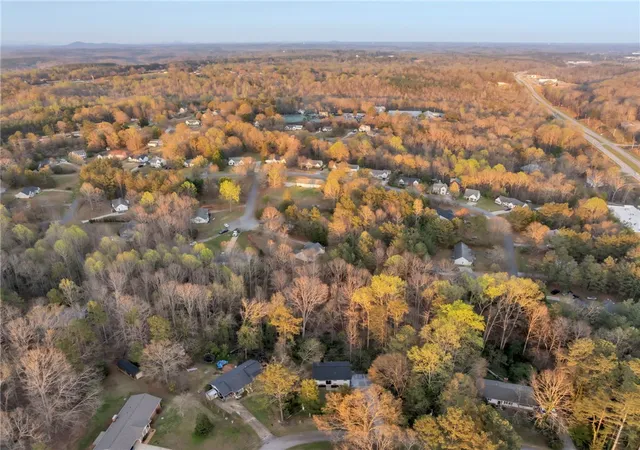 31st image of 319 Catawba Cir, Seneca, SC 29672 | MLS# 20298918