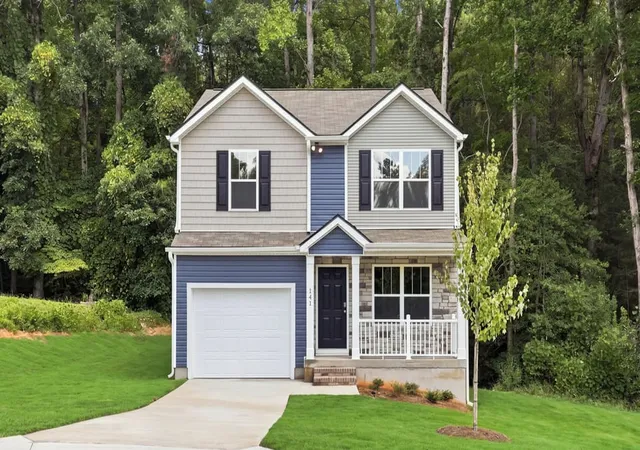 Photo 1 of Single family home for sale at 141 Hawk Ridge Rd, Anderson, SC 29621 | MLS# 20298966 | Listing updated on 2026-10-06