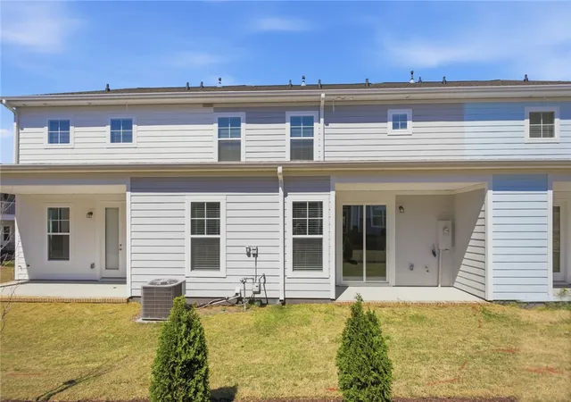 Photo 4 of Townhouse for sale at 1033 George Smith Ml Rd, Anderson, SC 29625 | MLS# 20299284 | Listing updated on 2026-09-14